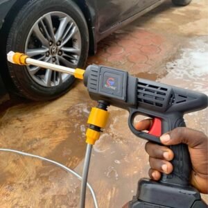 high-pressure car wash pump with a built-in pump